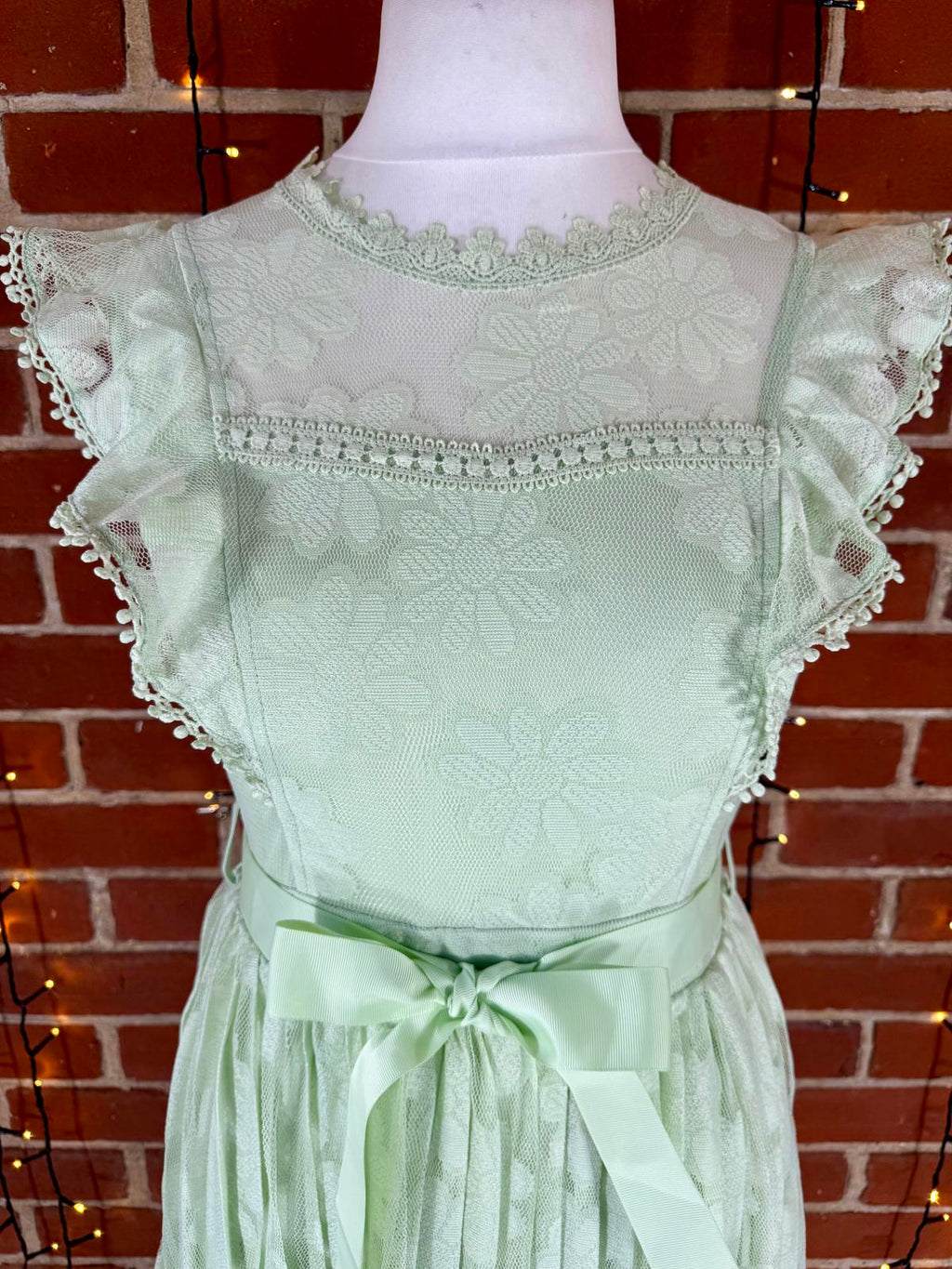 💚 Barberellas Boutique Delicate Lace Dress – Sage Green – Size UK 12 #120
