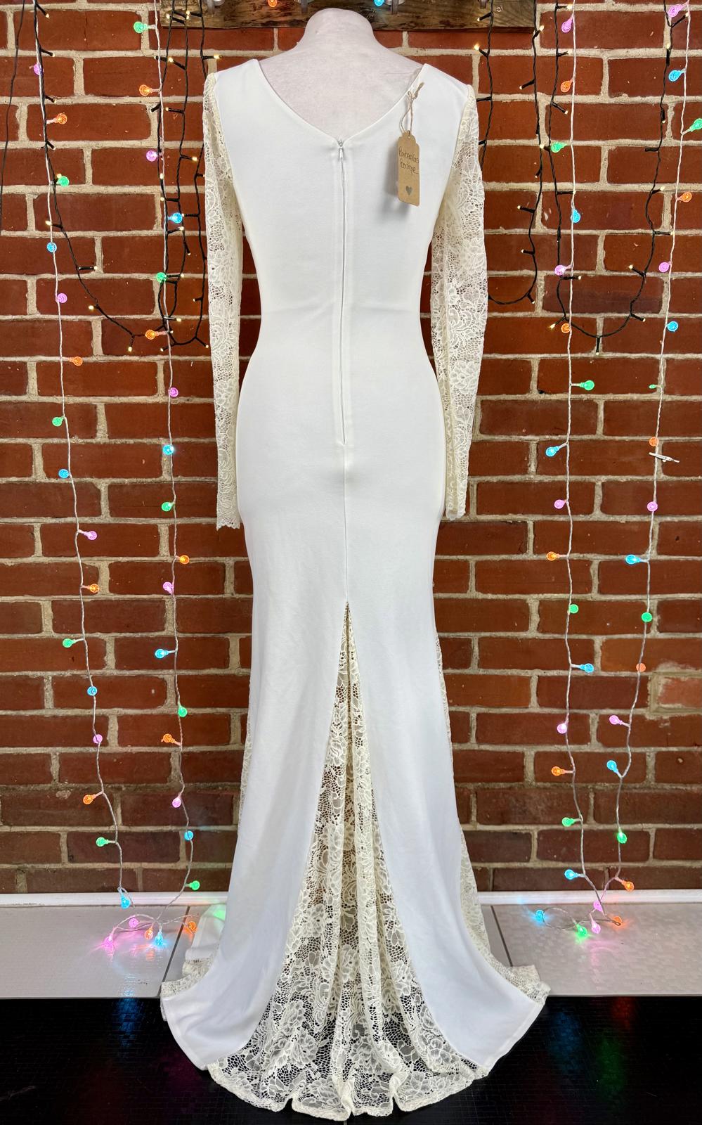 Cream Lace Maxi Dress UK 8–10 / US 4–6 – Long Sleeve Occasion Gown          .324