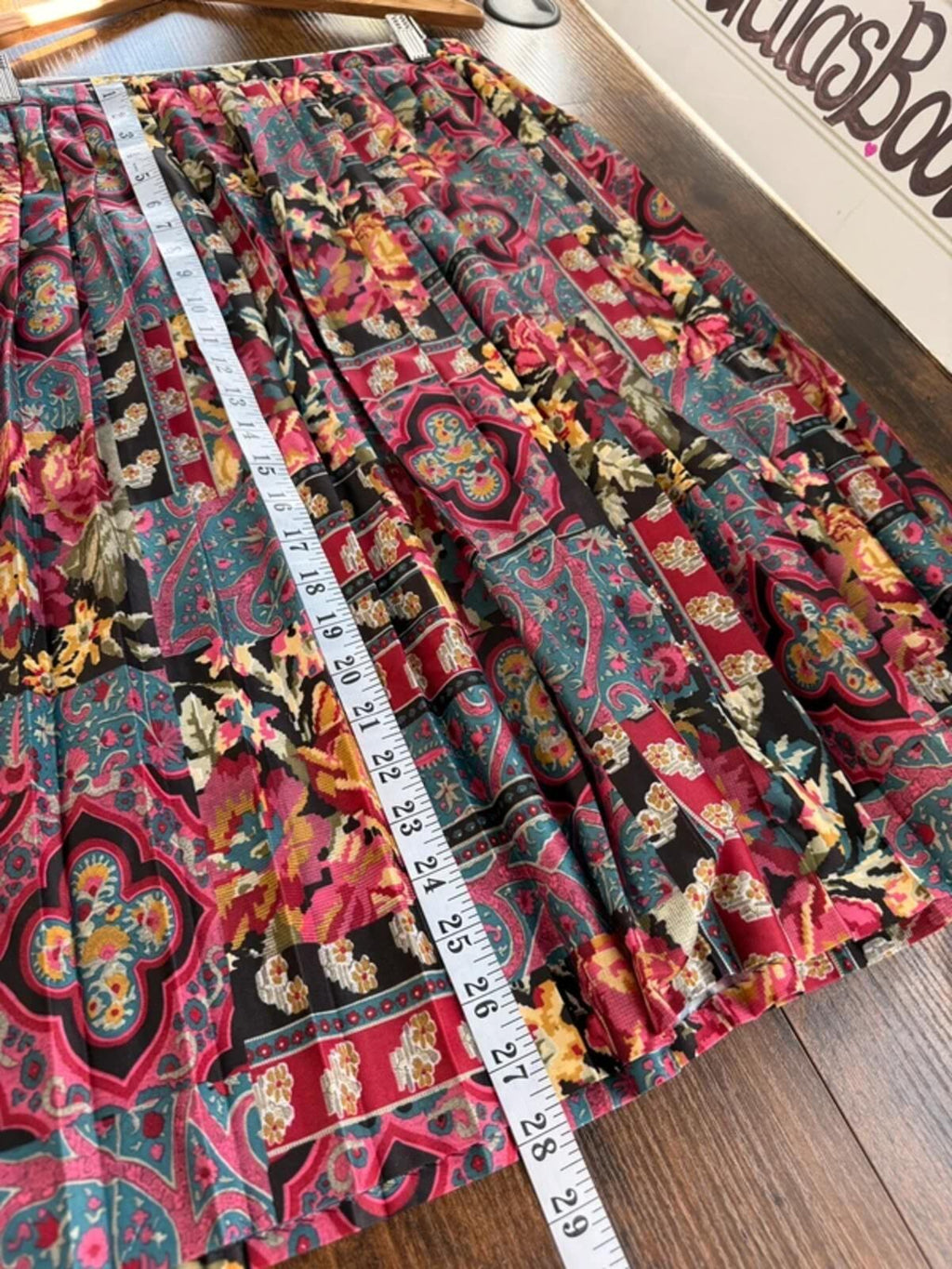 Vintage Pleated Midi Skirt UK 10–12 Y2K Floral Boho Festival