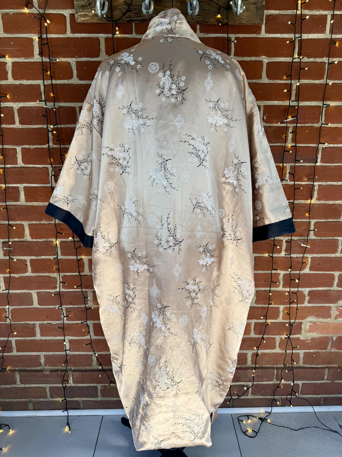 Reversible Satin Kimono Robe with Floral and Dragon Embroidery - Size XXL