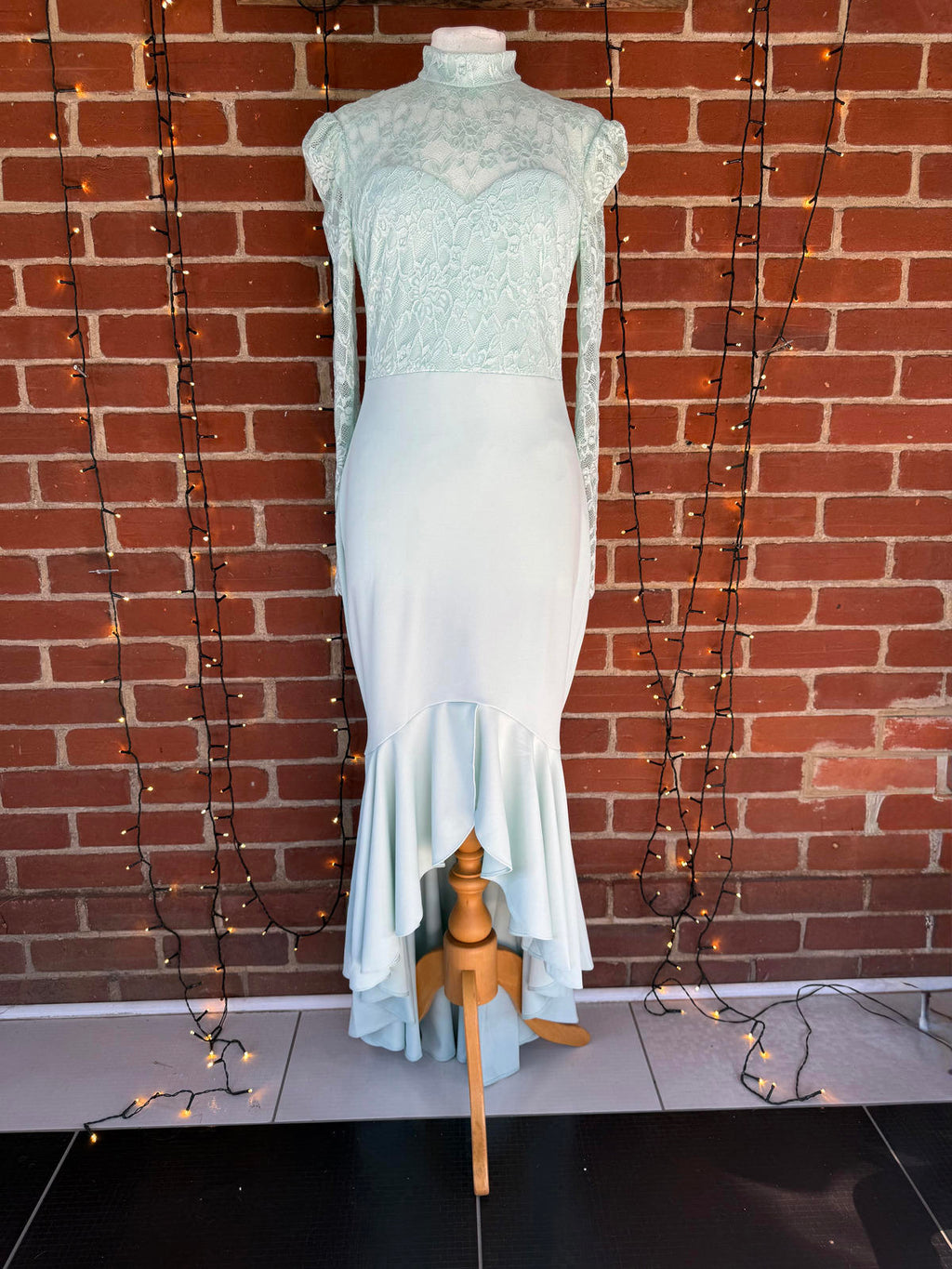 Goddiva Mint Green Lace High Neck Fishtail Midi Dress UK 10 BNWT