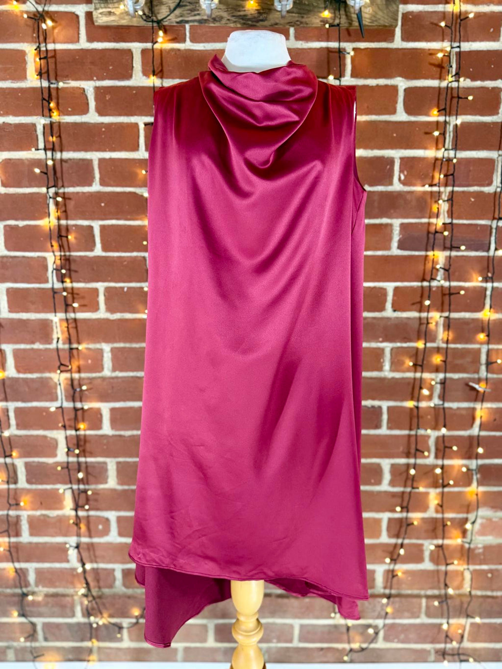 Goddiva DR4608 Berry Satin Maxi Gown UK 8–10 BNWT Evening Formal Dress #154