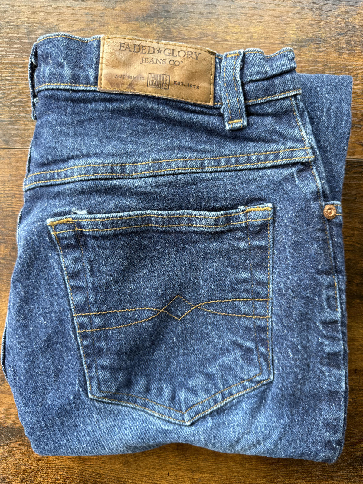 Faded Glory Stretch Jeans – Mid Blue – Size 12-14