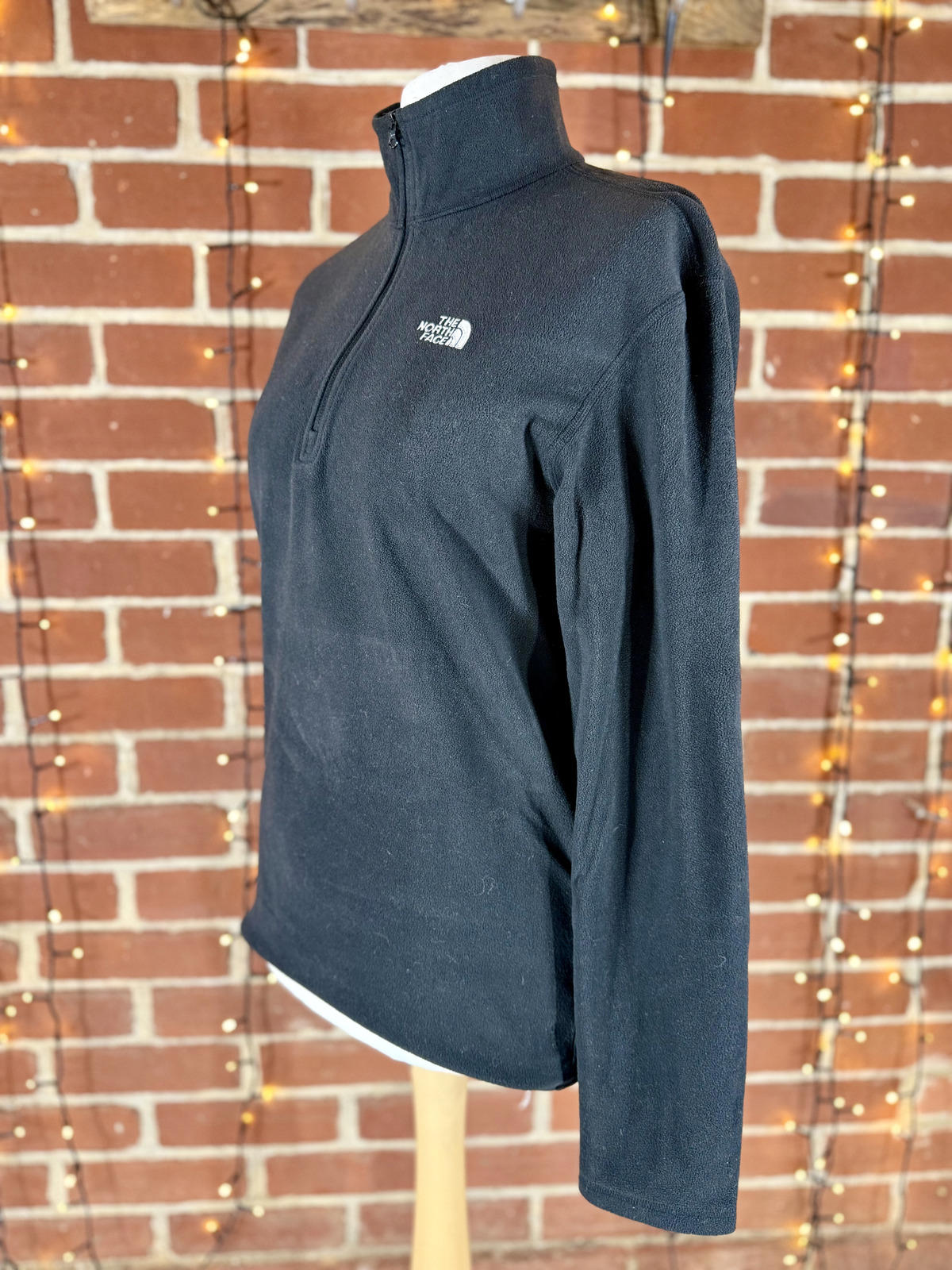 The North Face Black 1/4 Zip Fleece Pullover Recycled Polyester M NUM50