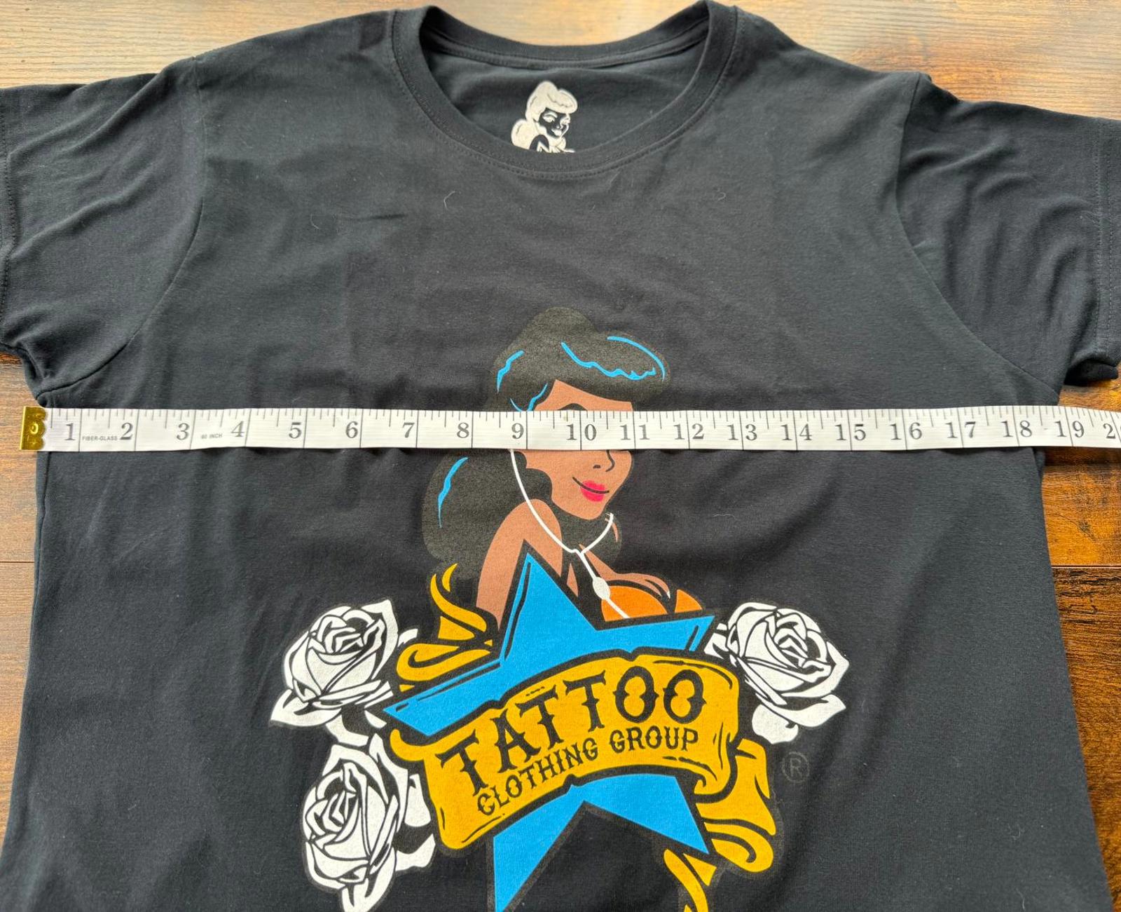 Vintage Tattoo Art Graphic T-Shirt - Size Large