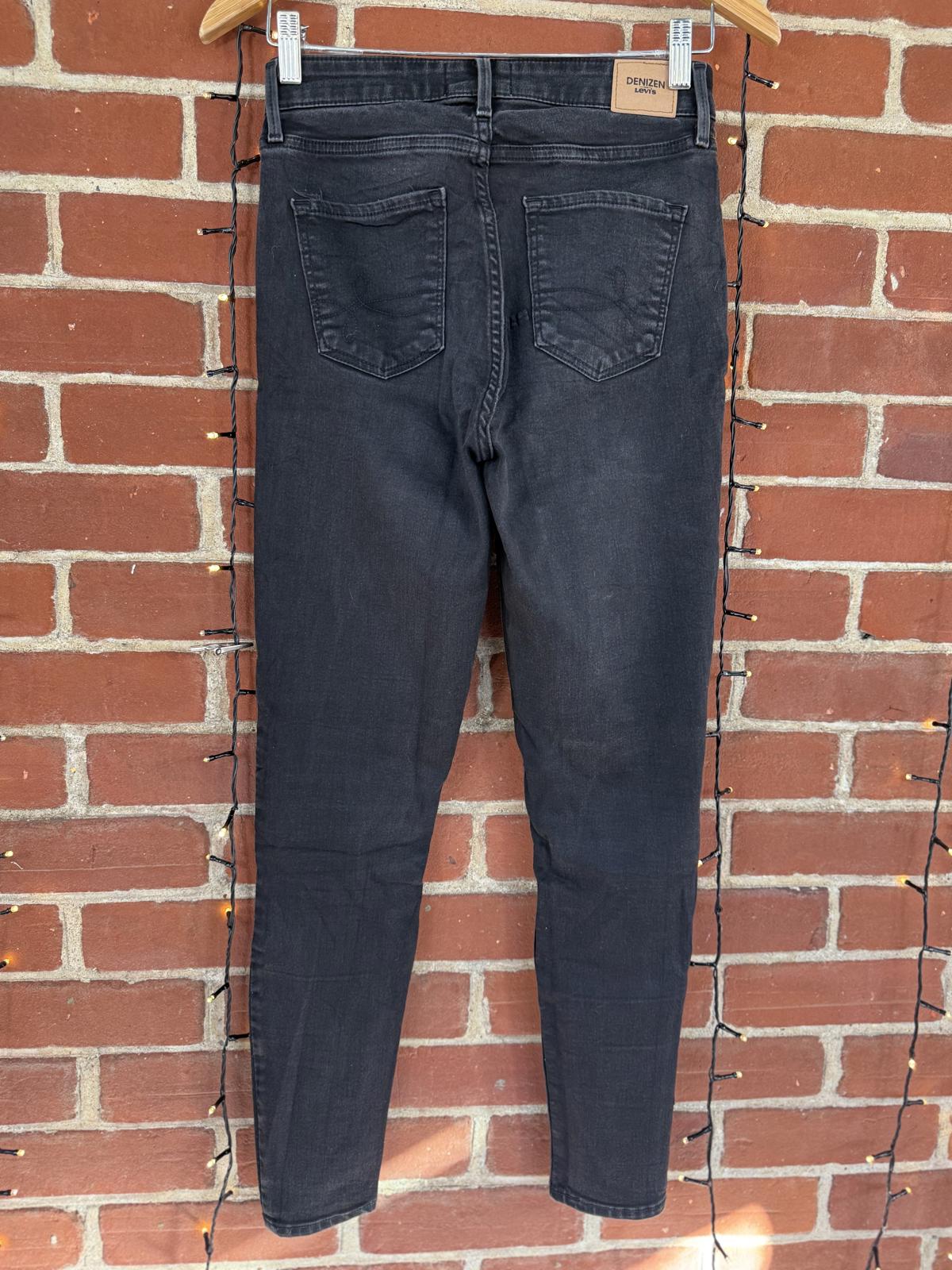 Levi’s Denizen High Rise Skinny Jeans – Black W28 L30 (UK 10)