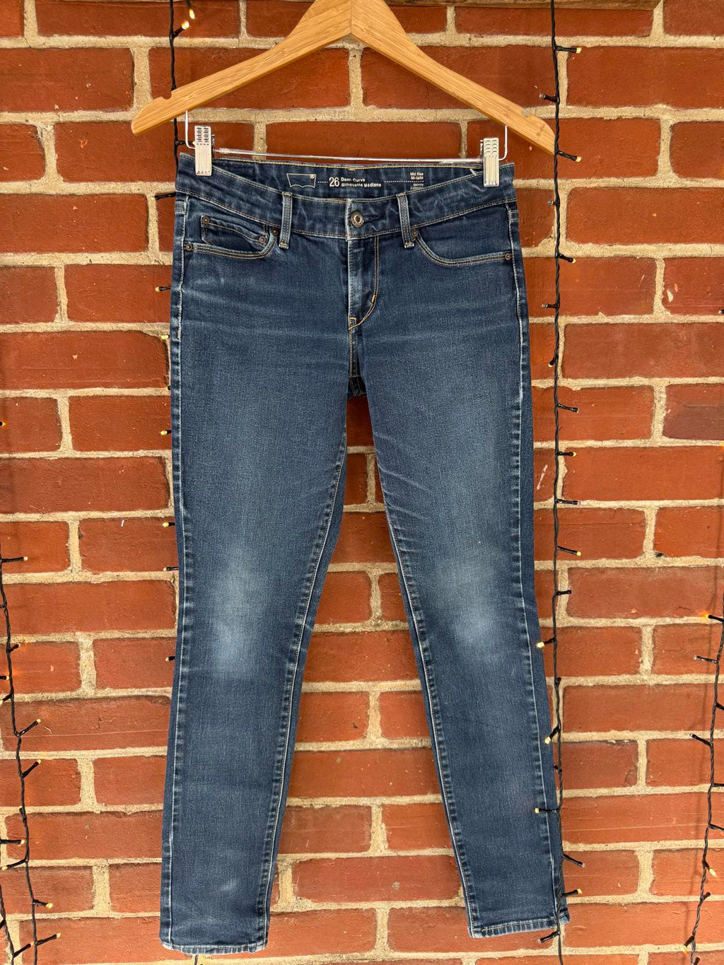 Levi’s Demi Curve Skinny Jeans W26 (UK 8 / US 4) – Mid Rise – Blue