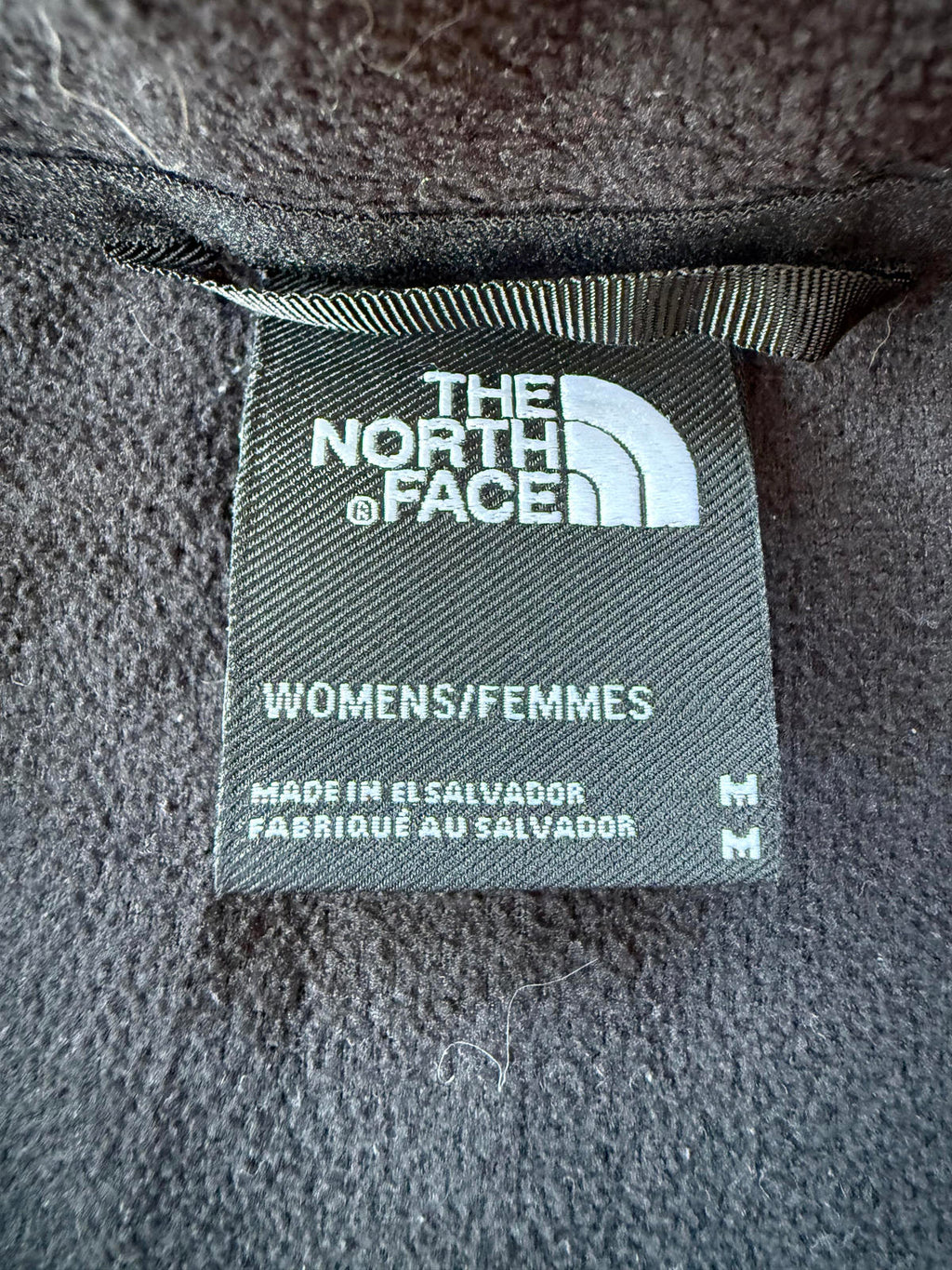 The North Face Women’s Black Quarter Zip Fleece – M NUM 54