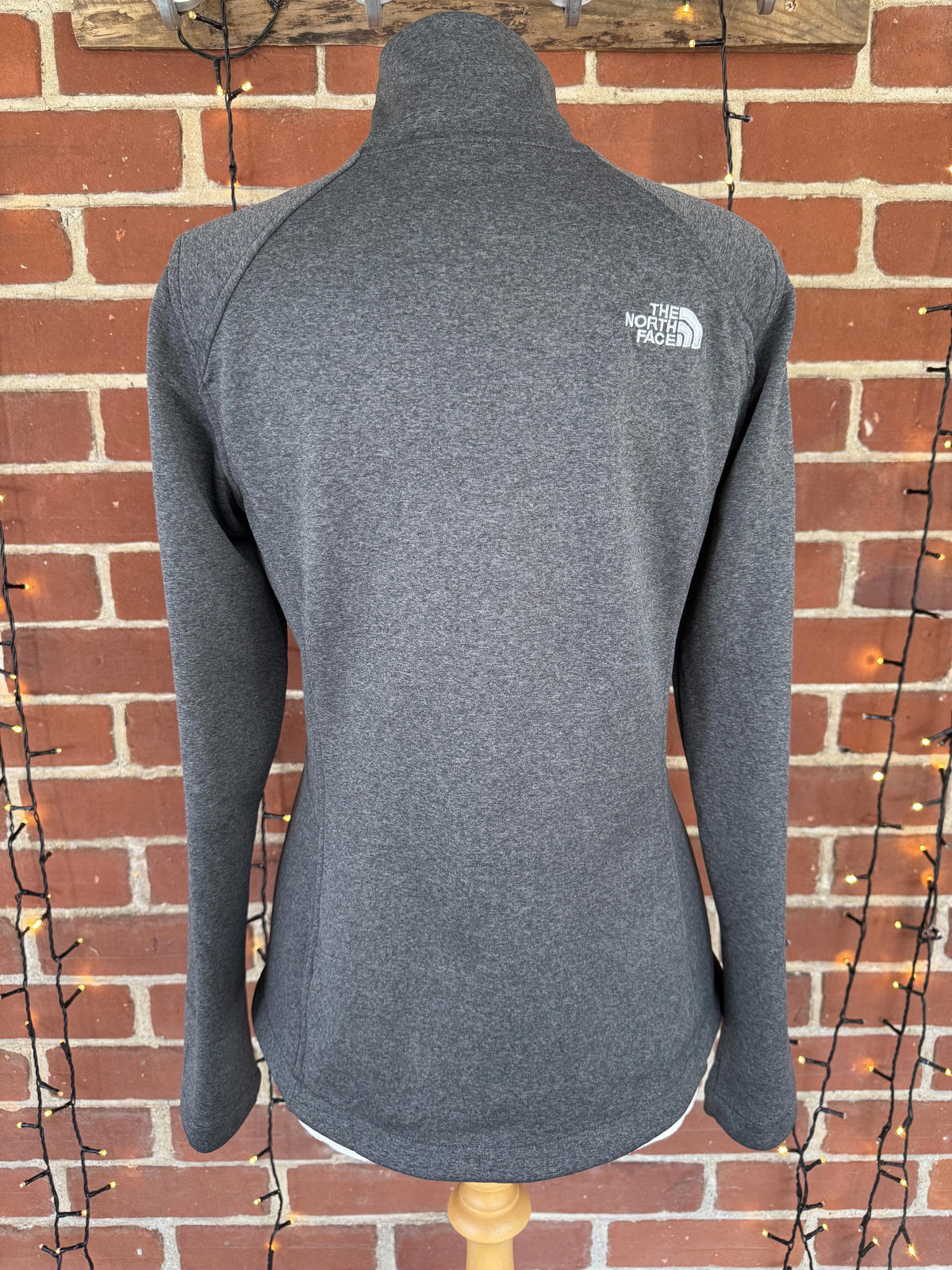 Excellent Condition The North Face Women’s WindWall Full Zip Jacket - NUM 58