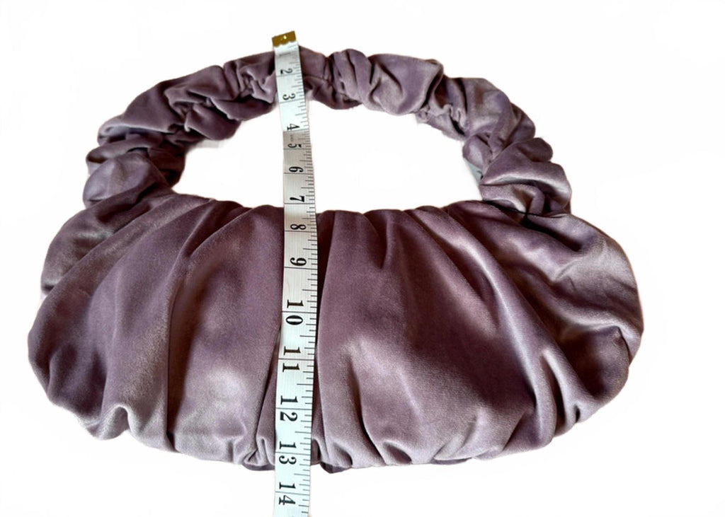 💜 JQ by Generique Chic Lilac Velvet Scrunch Shoulder Bag – BNWT