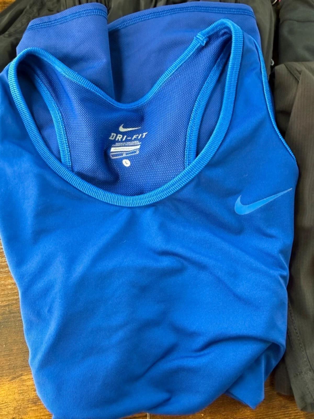Nike Dri Fit Sportswear Bundle Womens 8-16 Gym Running Activewear