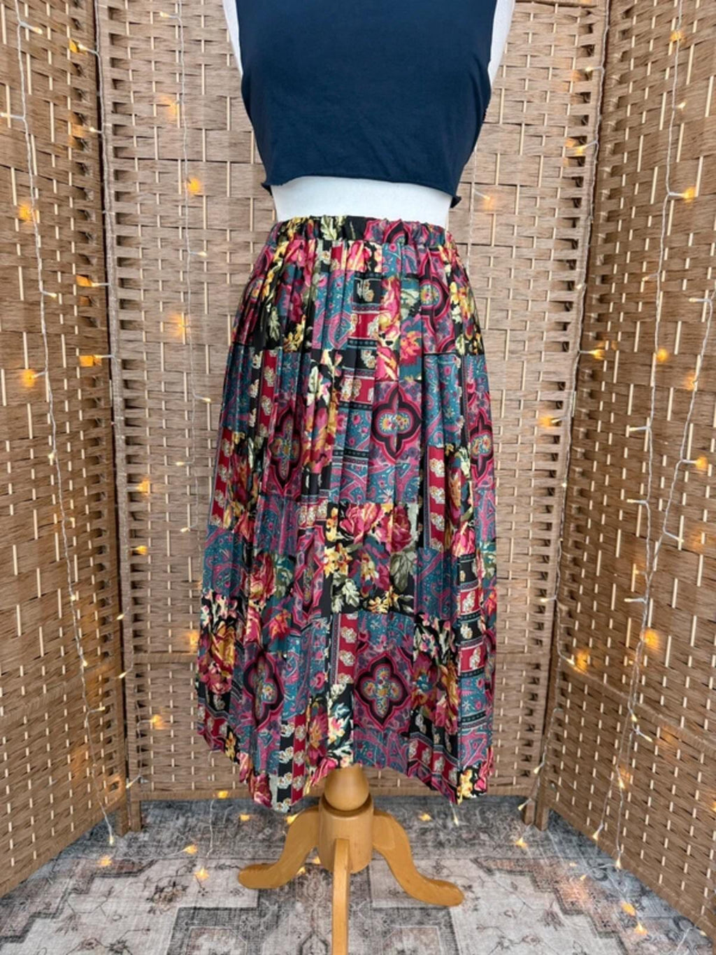 Vintage Pleated Midi Skirt UK 10–12 Y2K Floral Boho Festival