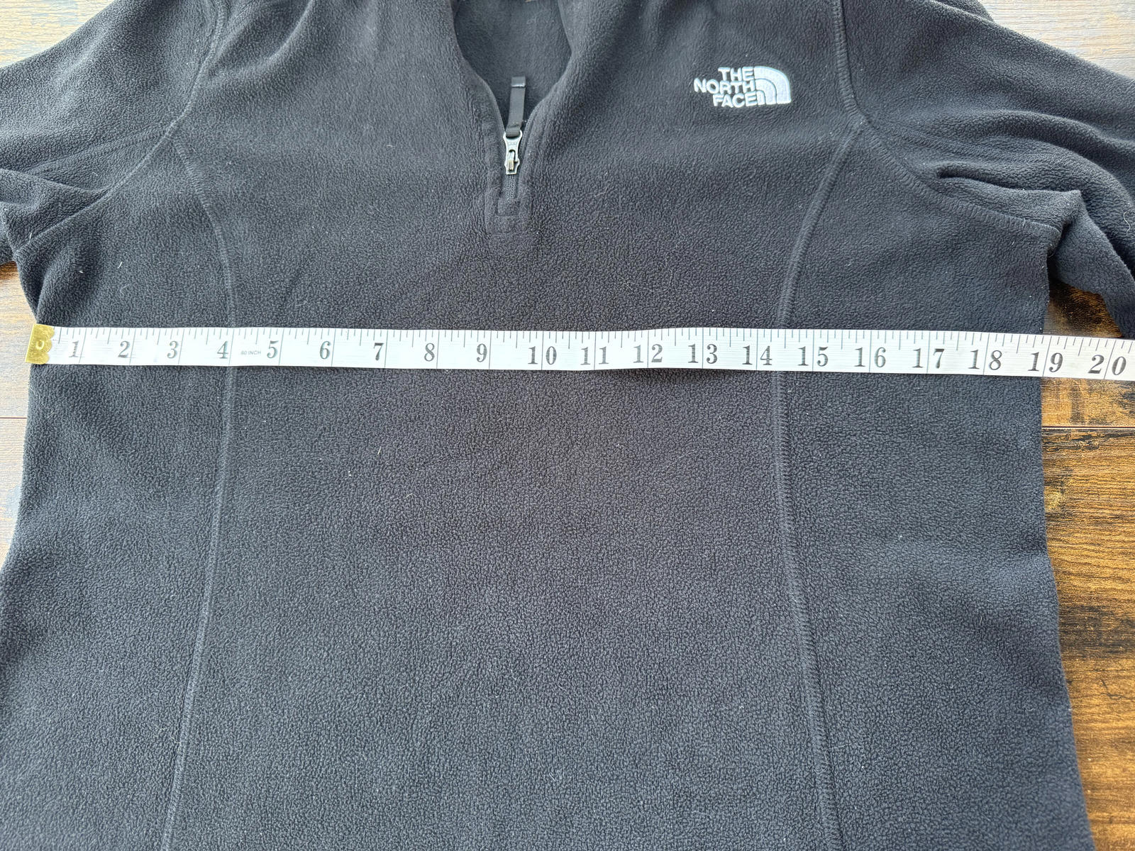 The North Face Women’s Black Quarter Zip Fleece – UK 10           NUM 54