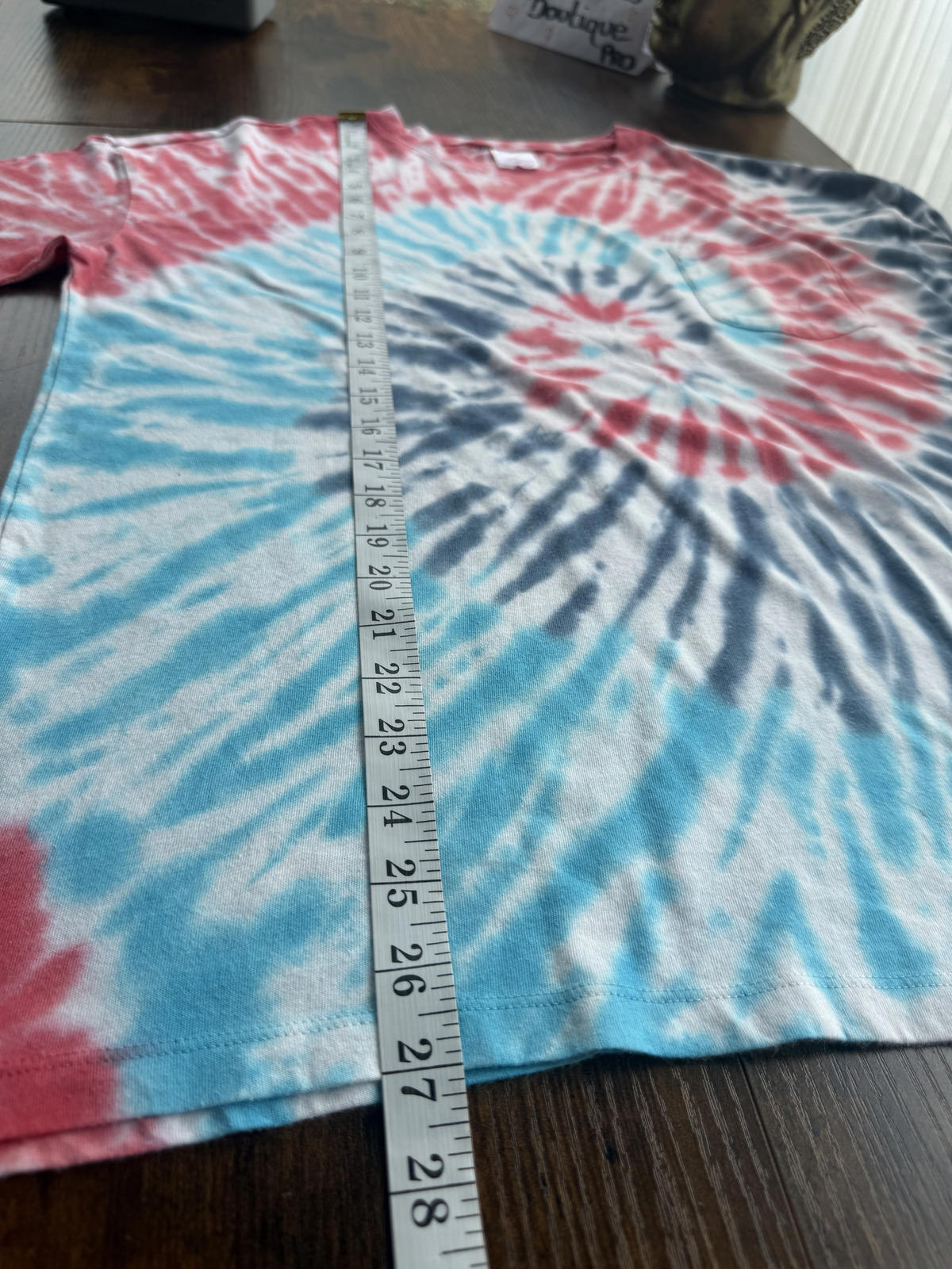 NO BOUNDARIES Tie-Dye Tee | Size L- 14–16