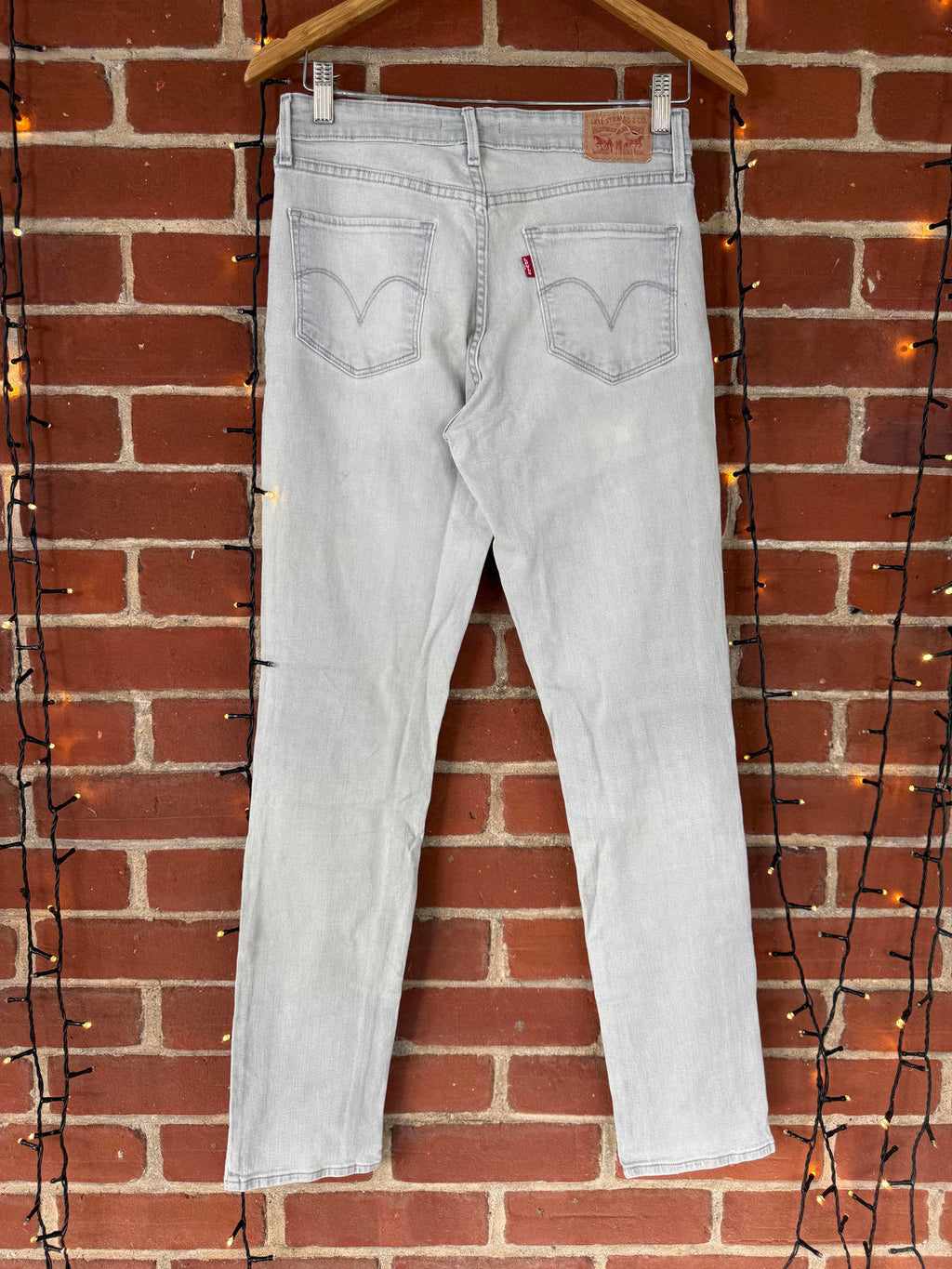 Levi’s Super Skinny Grey Wash Jeans – W29 L32 (US 8 / UK 12)