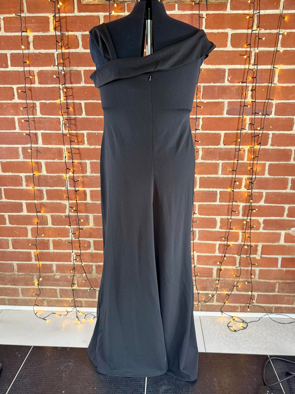 #40 Goddiva Plus DR2594P Black Off Shoulder Maxi Dress – UK 22